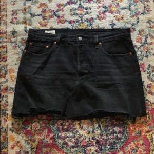 Levi’s Black Denim distressed skirt